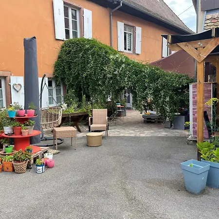 Caveau 1751 Apartment *